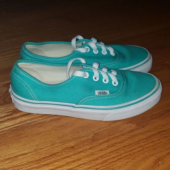 Vans Shoes - Vans Sneakers 